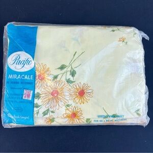 VTG Pacific Miricale Queen Fitted Sheet with Pillowcases Yellow Daisy print